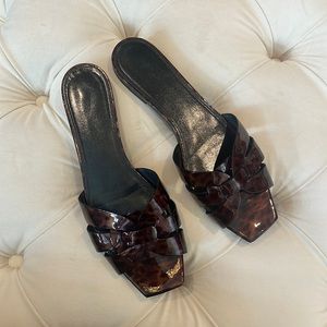YSL Tribute flat sandal, tortoise shell color